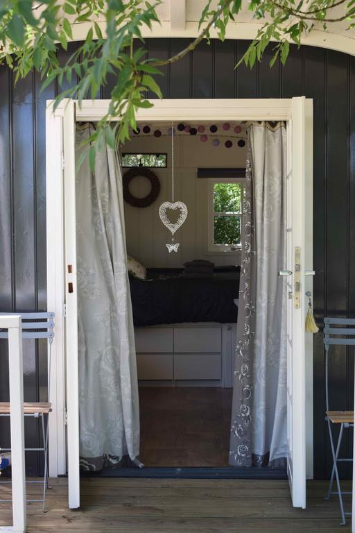 Bed and Breakfast Camping Chez Francis Loupiac  Екстер'єр фото
